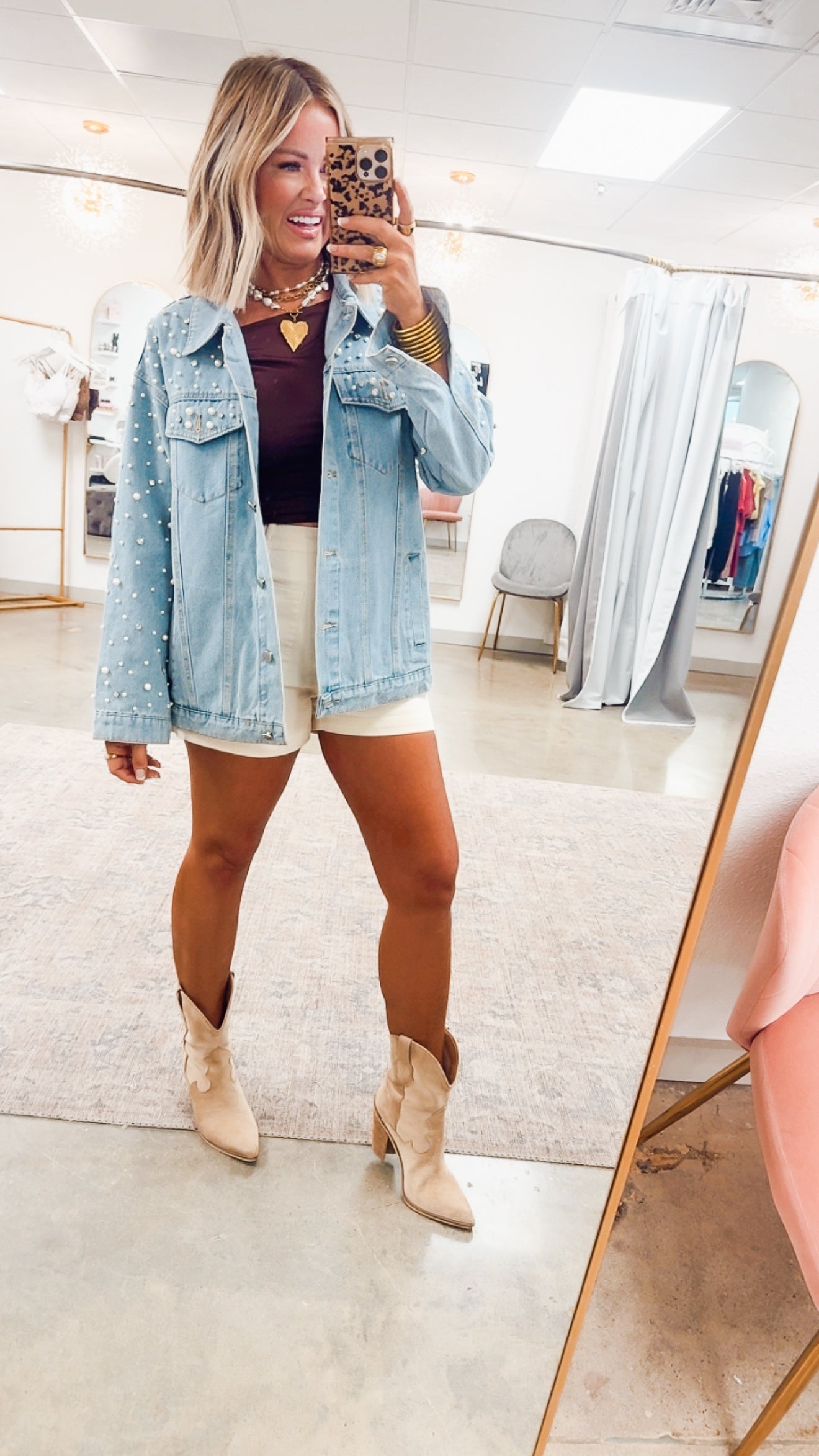 469F21E4-C2C0-49E0-9C5A-