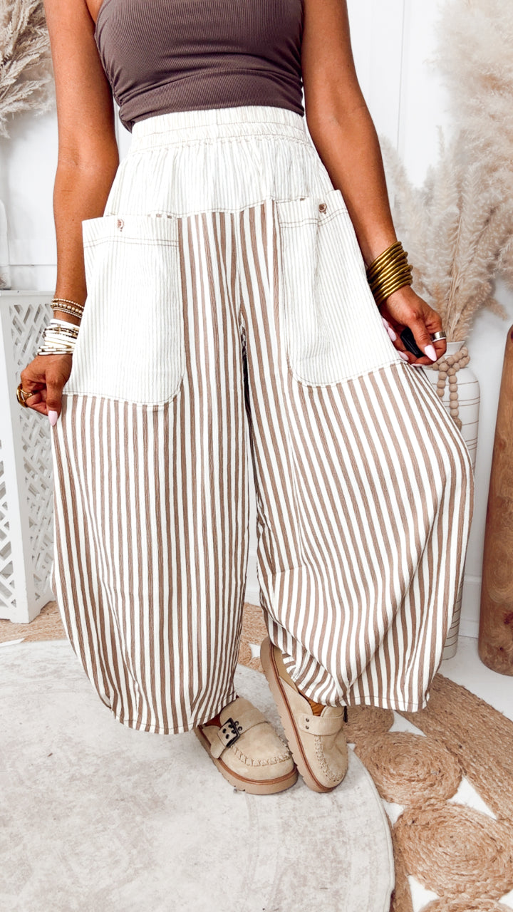 The Sable Balloon Pants-Mocha Mousse
