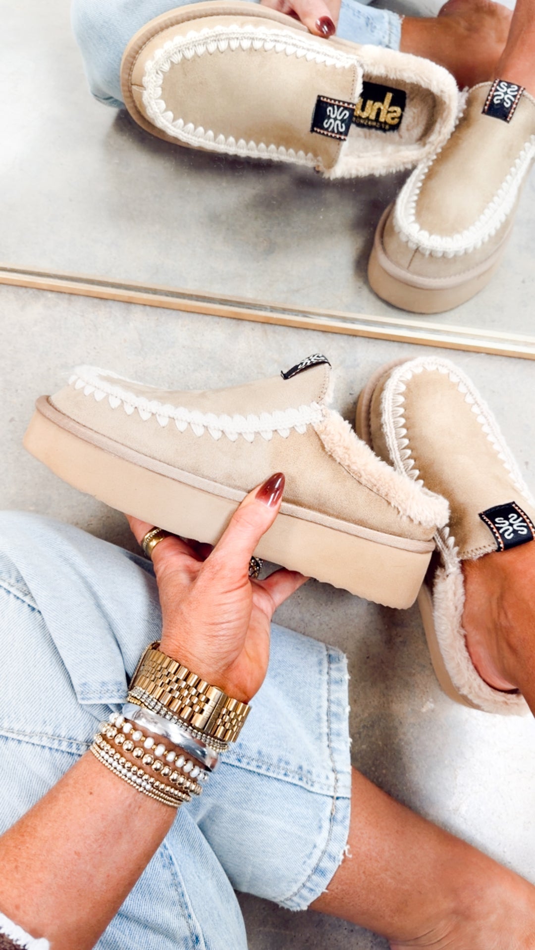 Trinity Clogs-Natural