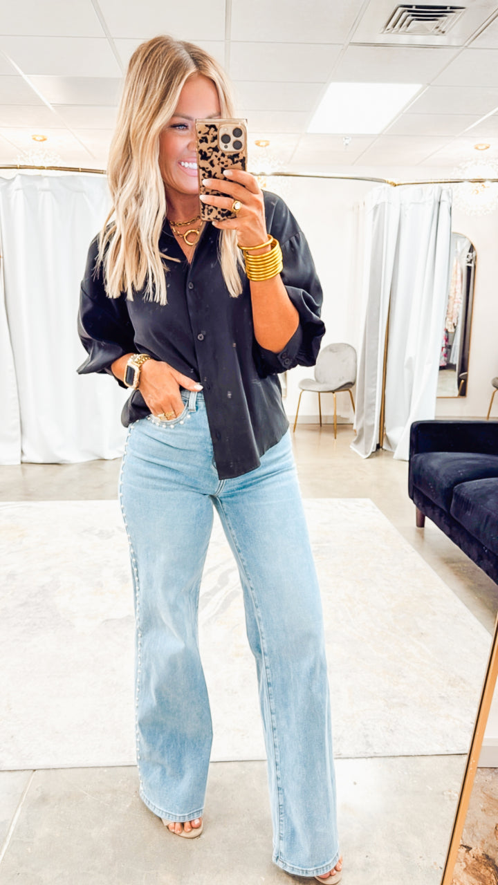 The Ava Puff Sleeve Blouse-Black