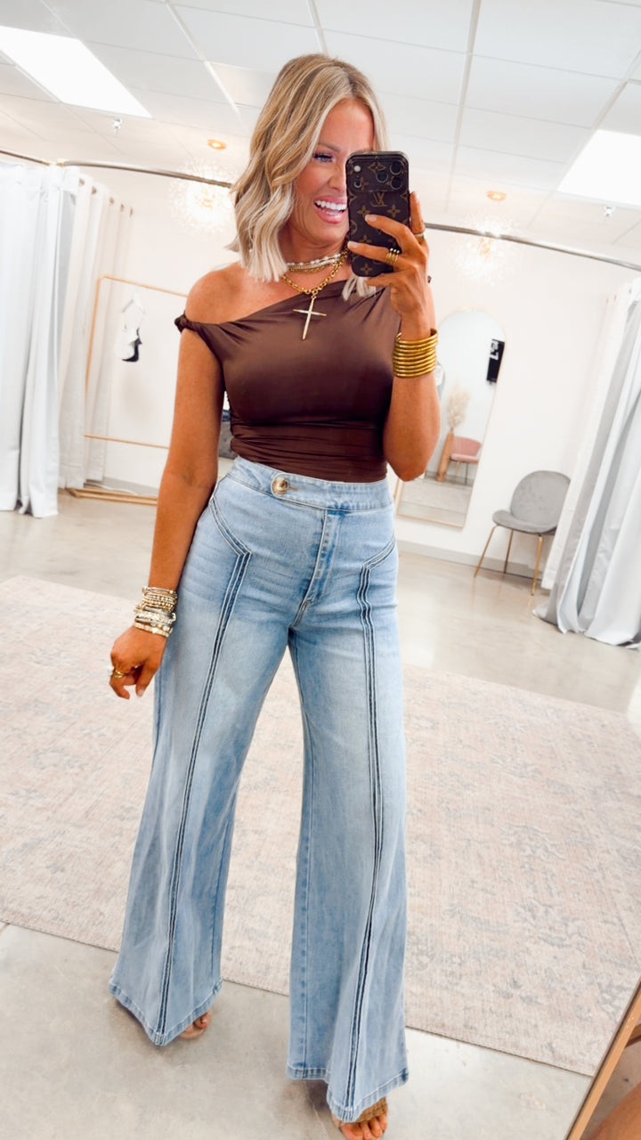 Claire Off Shoulder Top-Chocolate