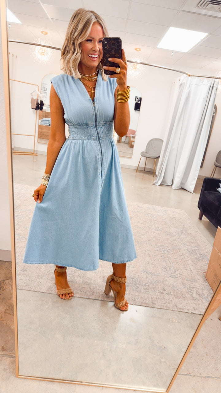 Knox Denim Midi Dress - Light Wash