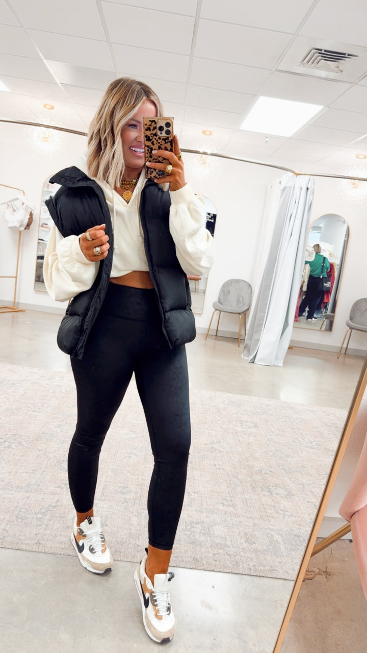 Avery Zipper Puffer Vest-Black