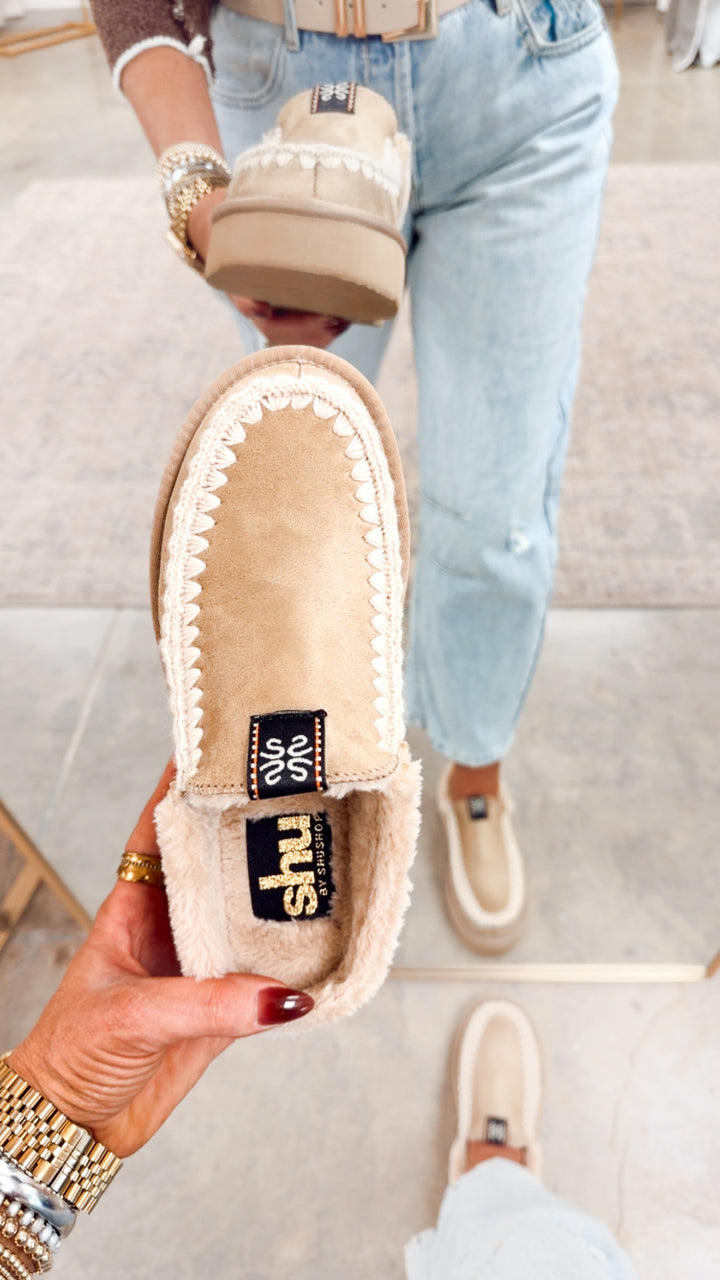 Trinity Clogs-Natural