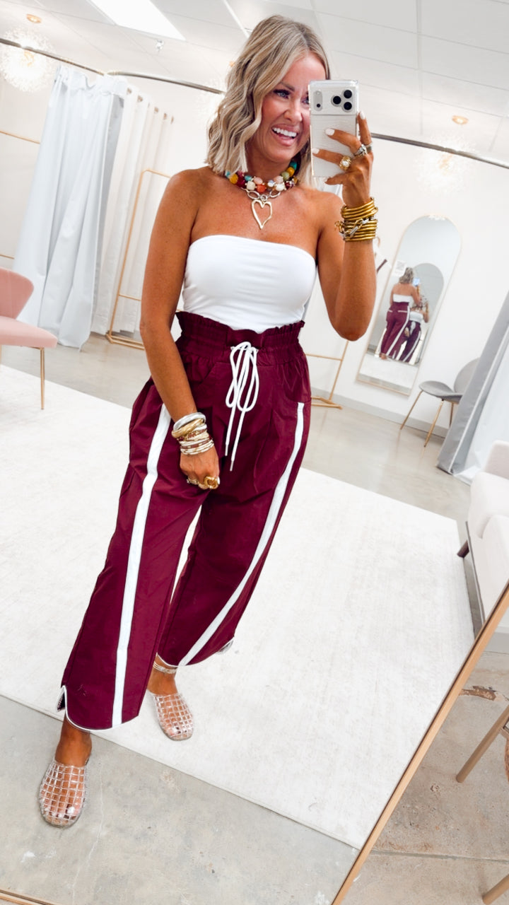 The Easy Pace Windbreaker Pants-Burgundy/White