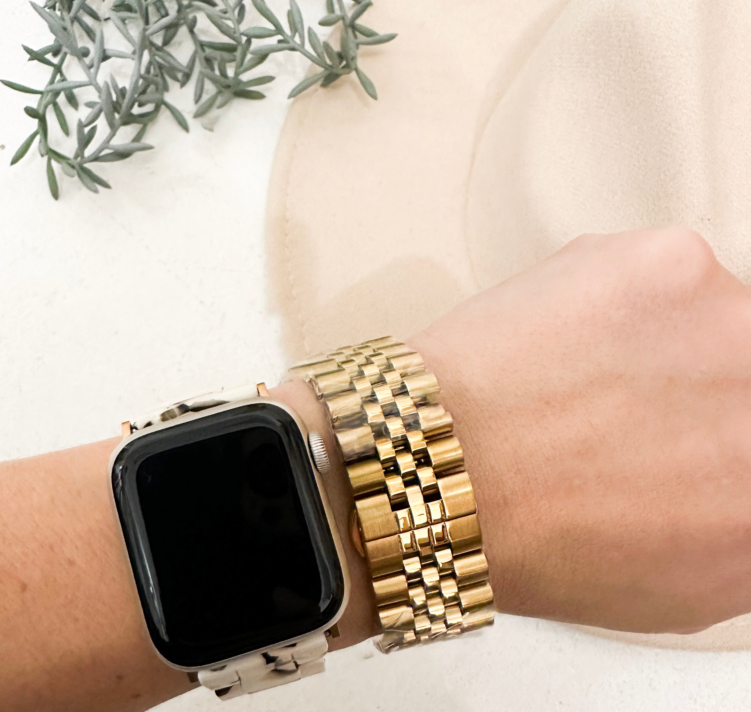Large Gold Apple Watch Band