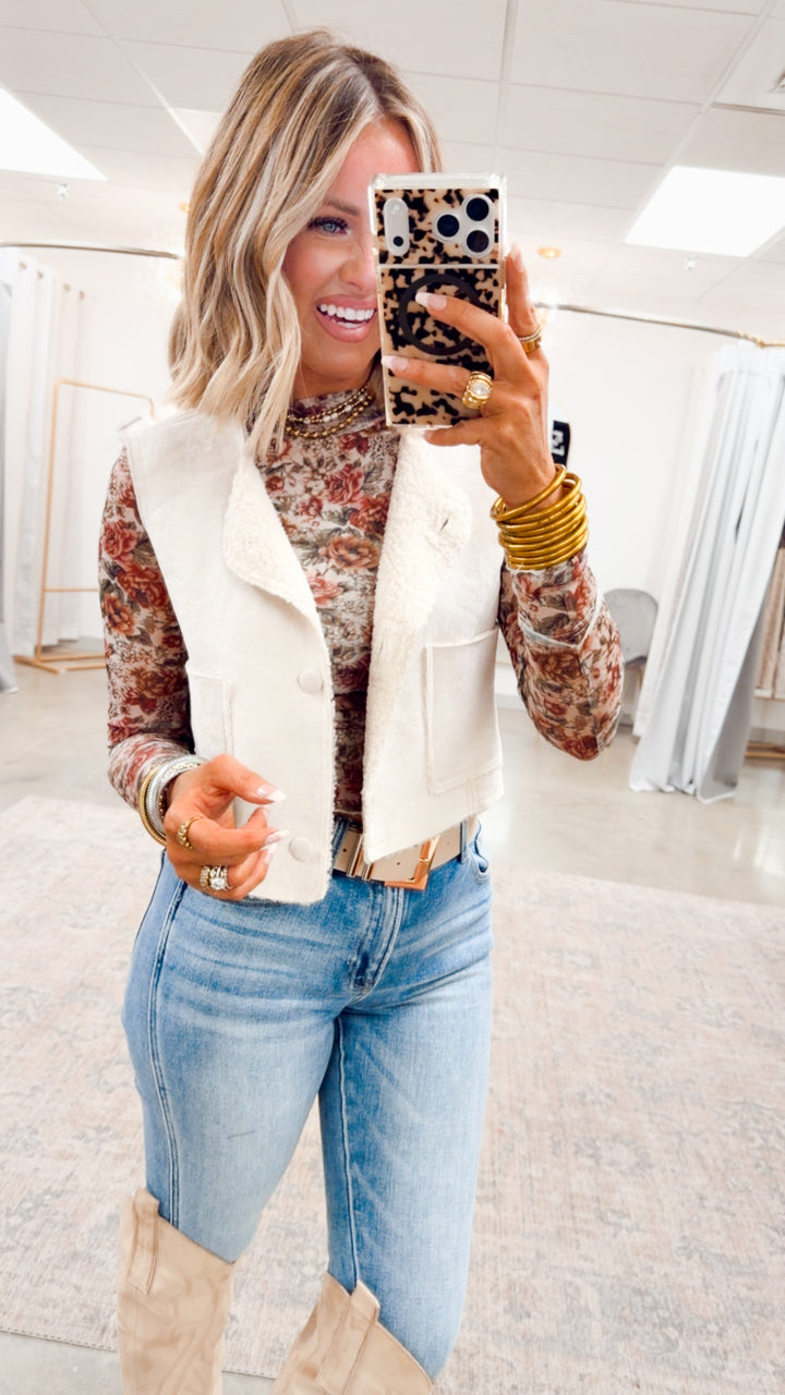 Dreamy Plush Vest-Alpaca