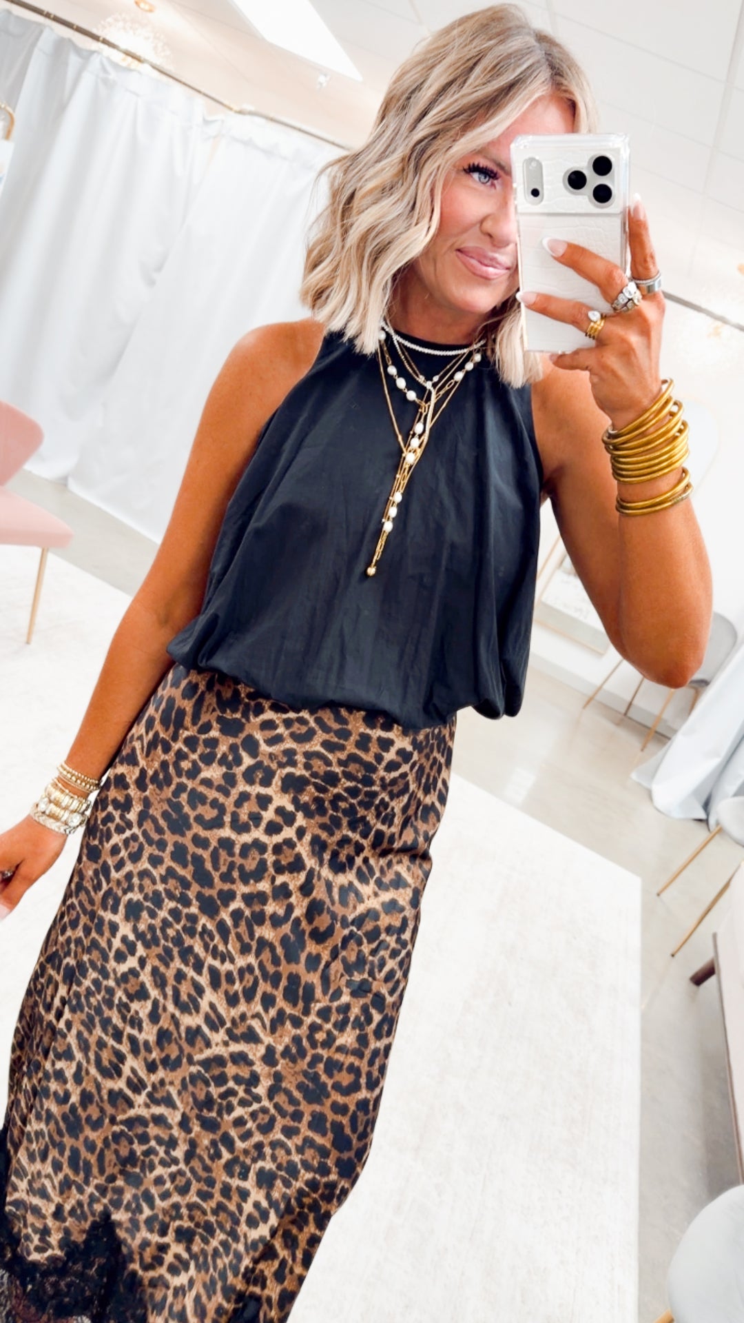 Brandi Bubble Hem Top-Black