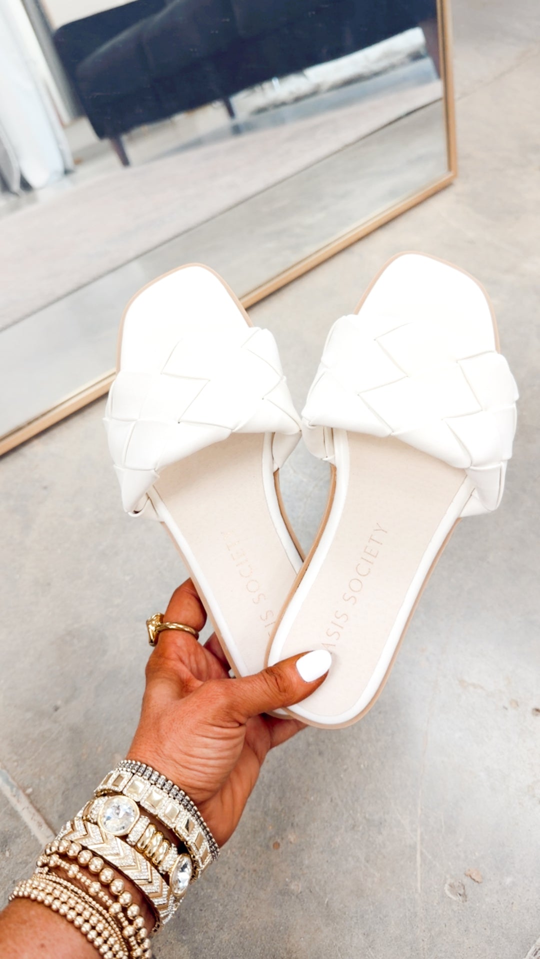 The Darla Sandal-White