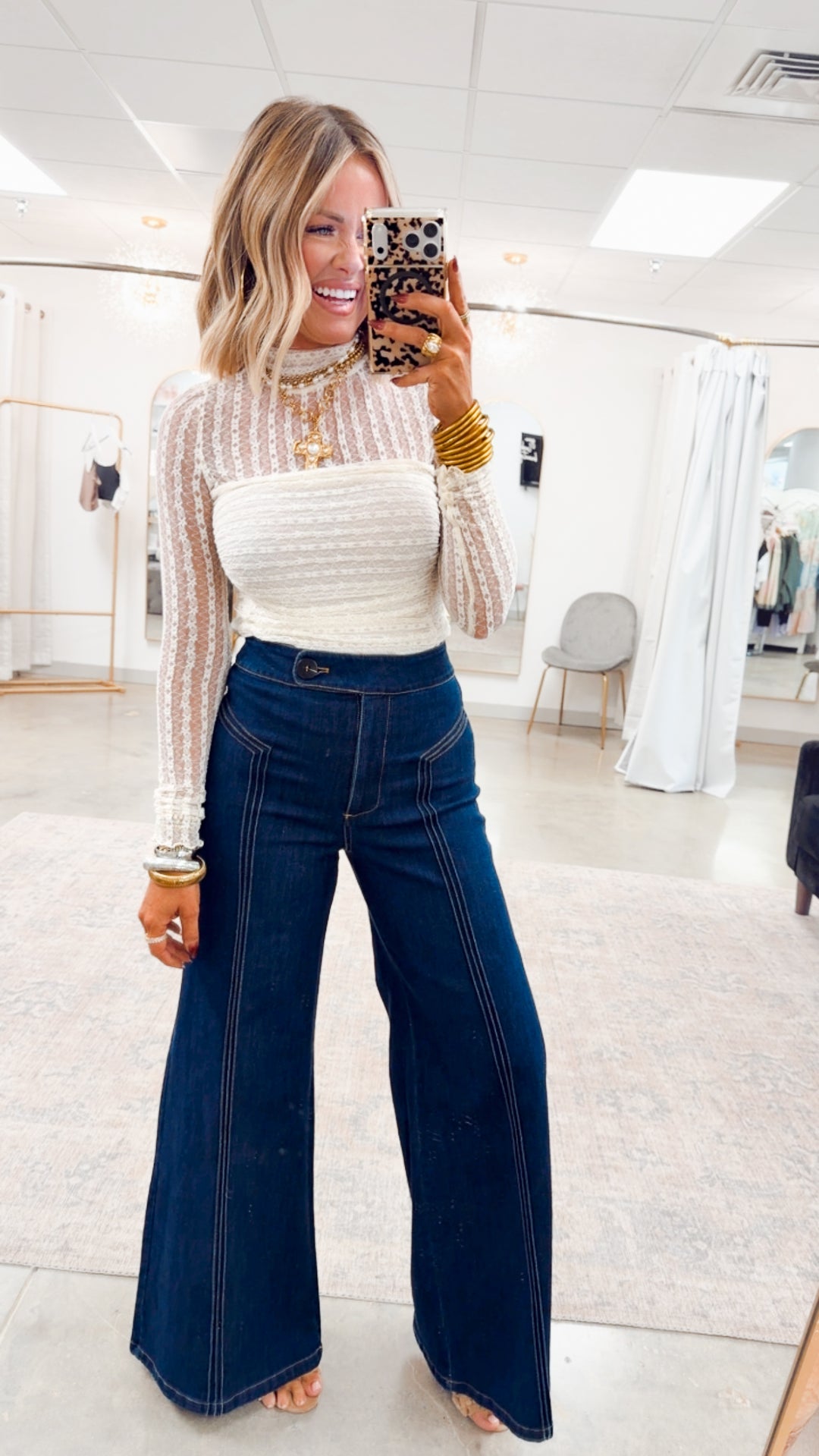 Floral Lace Ruched Bodysuit-Cream