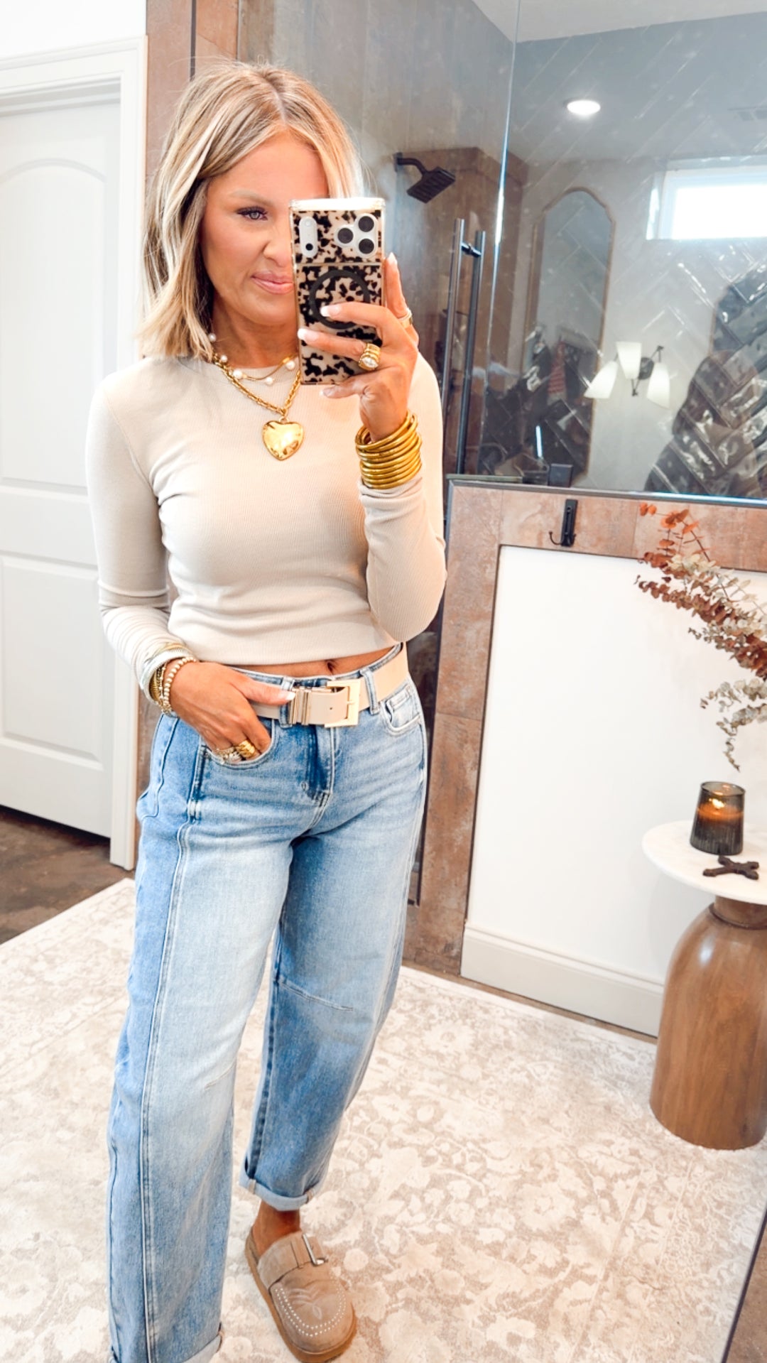 Round Neck Fitted Ribbed Top-Shell