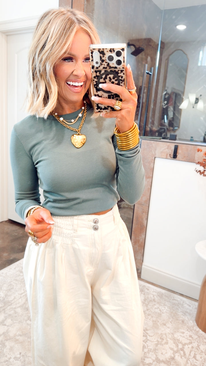 Round Neck Fitted Ribbed Top-Green