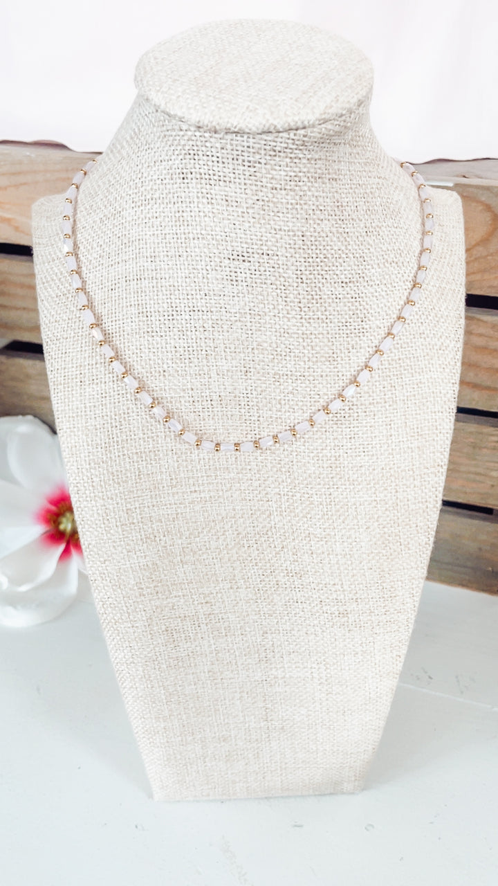 The Coastal Bloom Beads Necklace-Light Pink