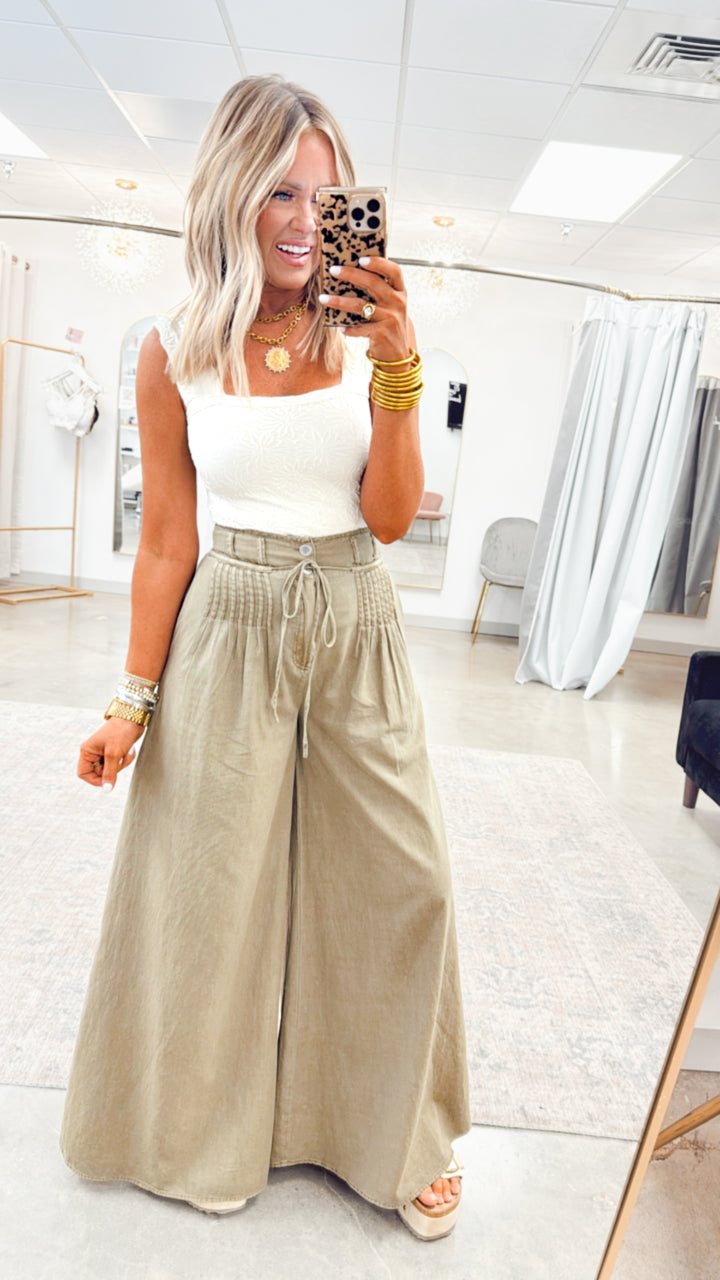 Pintuck Wide Leg Pants-Olive