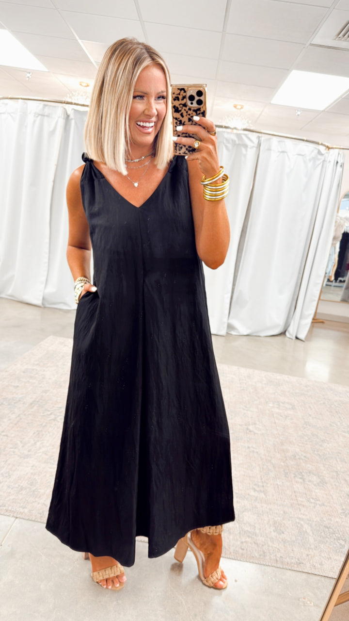 Effortless Knot-Strap Midi Dress