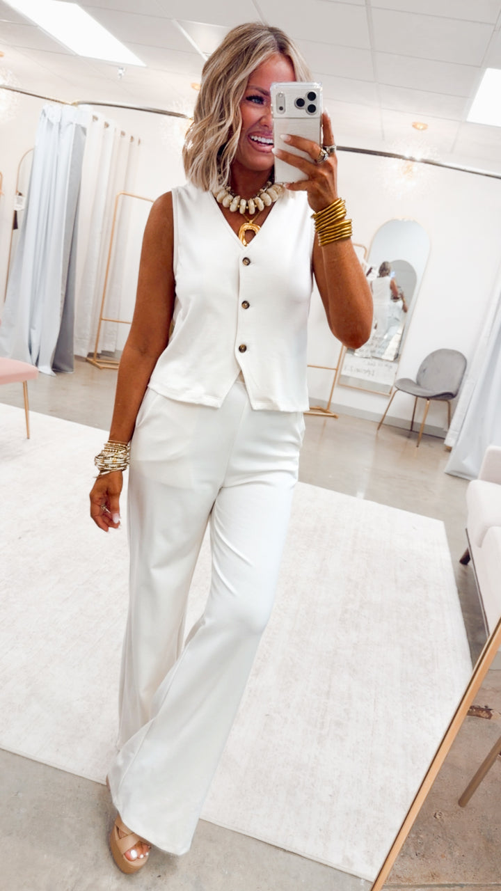 The Worthington Set-Cream