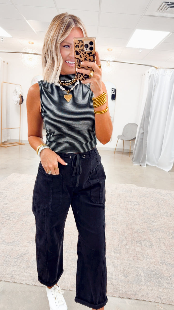 Mock Neck Sleeveless Top-Black/White