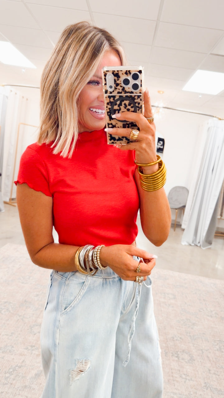 Sweet Scallop Tee-Ruby