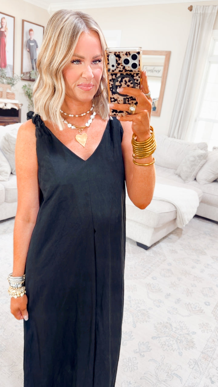 Effortless Knot-Strap Midi Dress
