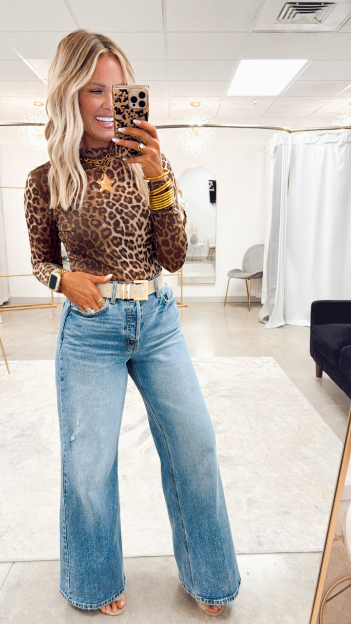 Chic Leopard Mesh Top