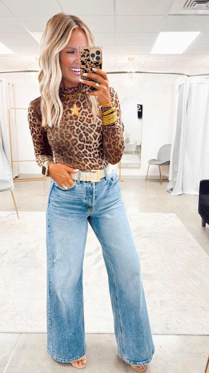 Chic Leopard Mesh Top