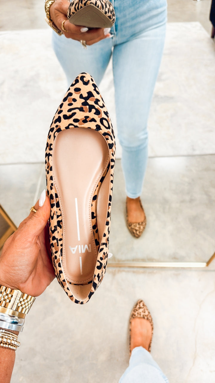 Abbigail Leopard Flat