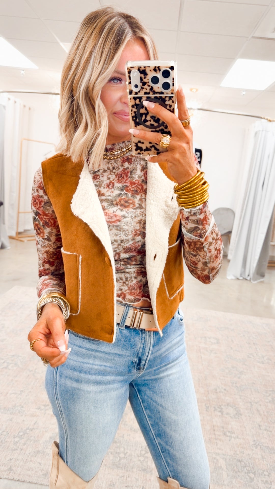 Dreamy Plush Vest-Caramel