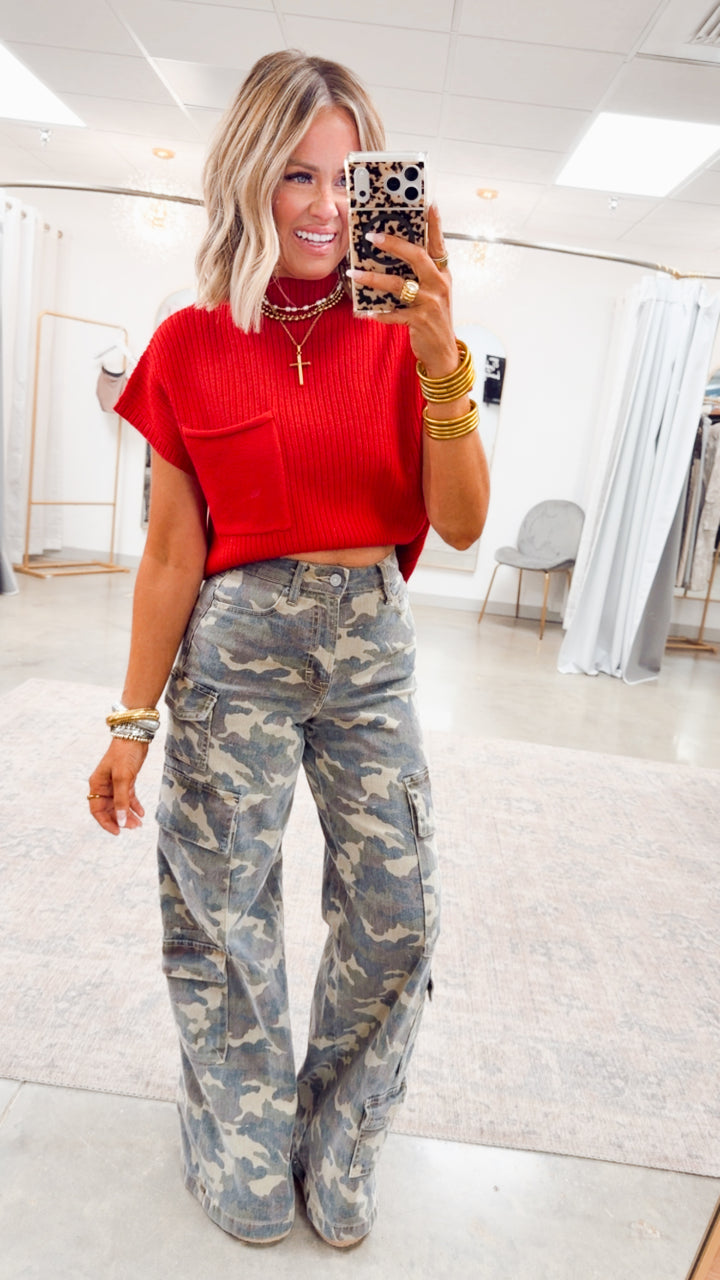 Dani Ribbed Short Sleeve Sweater-Red