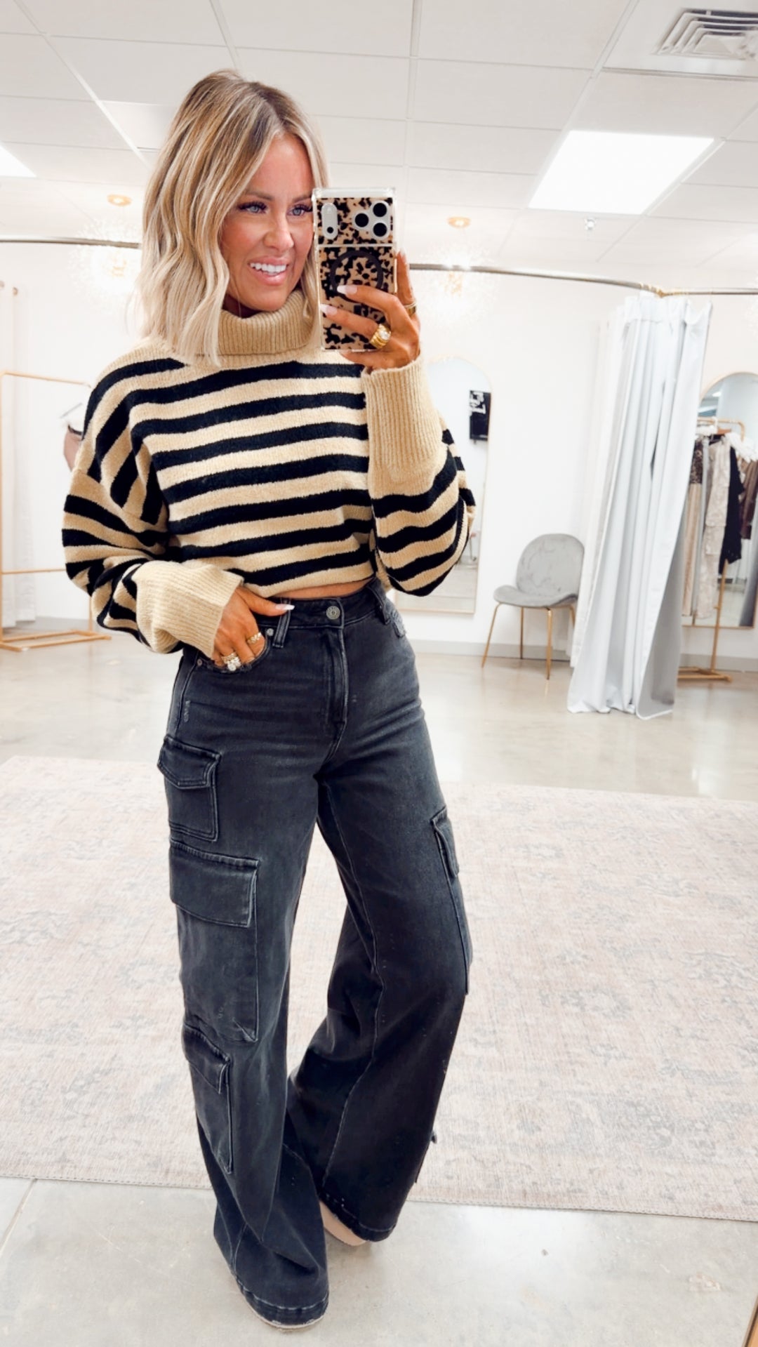 The Suri Sweater-Taupe/Black