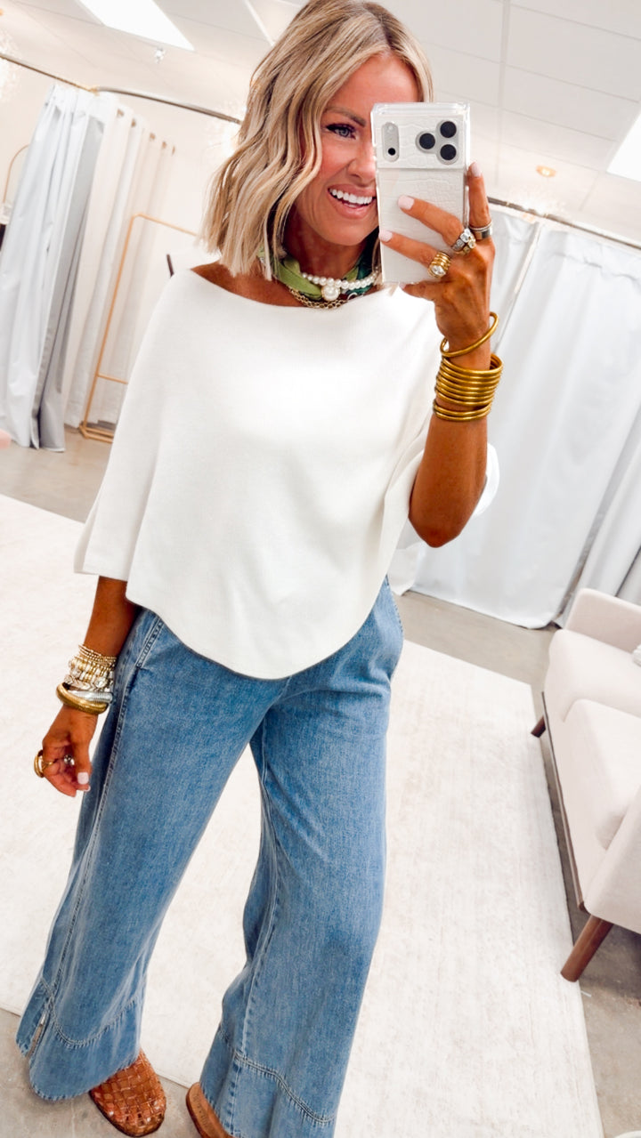 The Gretchen Poncho Top-White