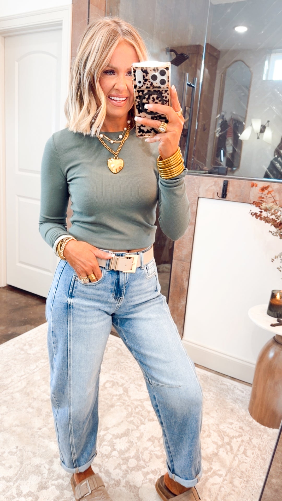 Round Neck Fitted Ribbed Top-Green