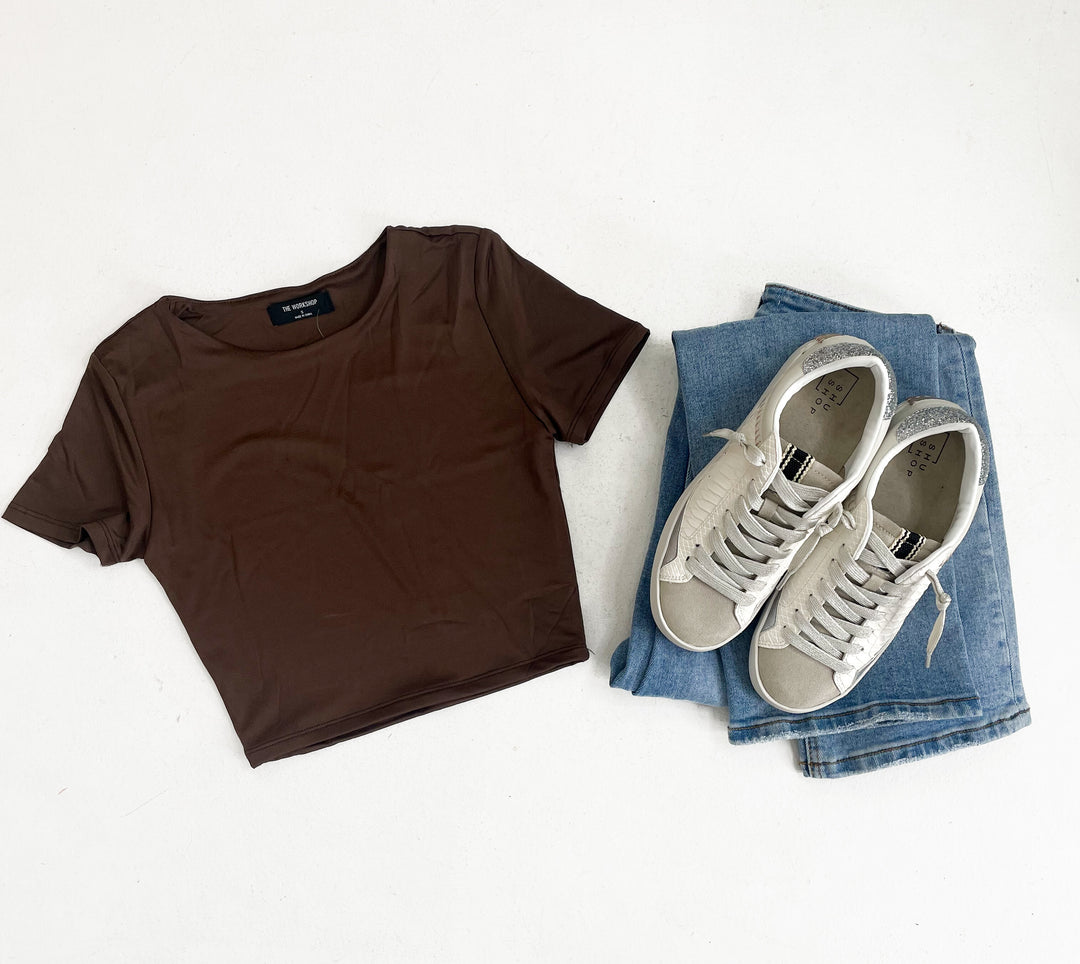 Round Neck Short Sleeve Crop Top - Brown