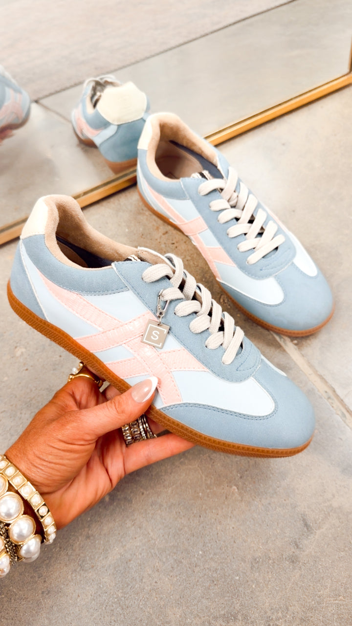 Sasha Sneaker-Baby Blue