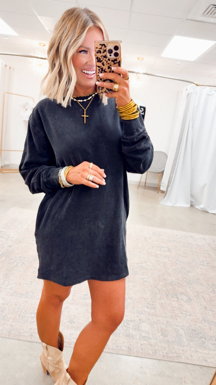 Mila Sweatshirt Dress-Black
