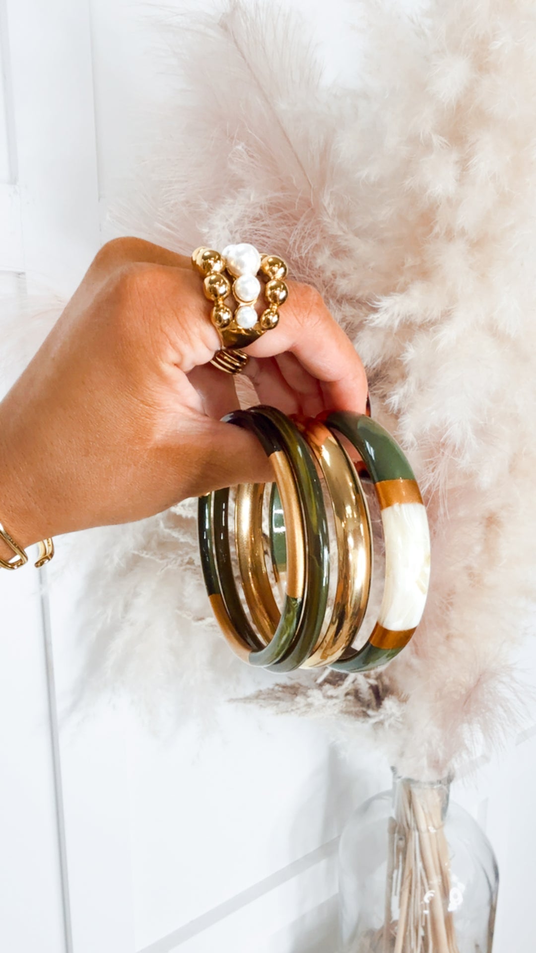 The Socialite Bangle Set (3)-Olive