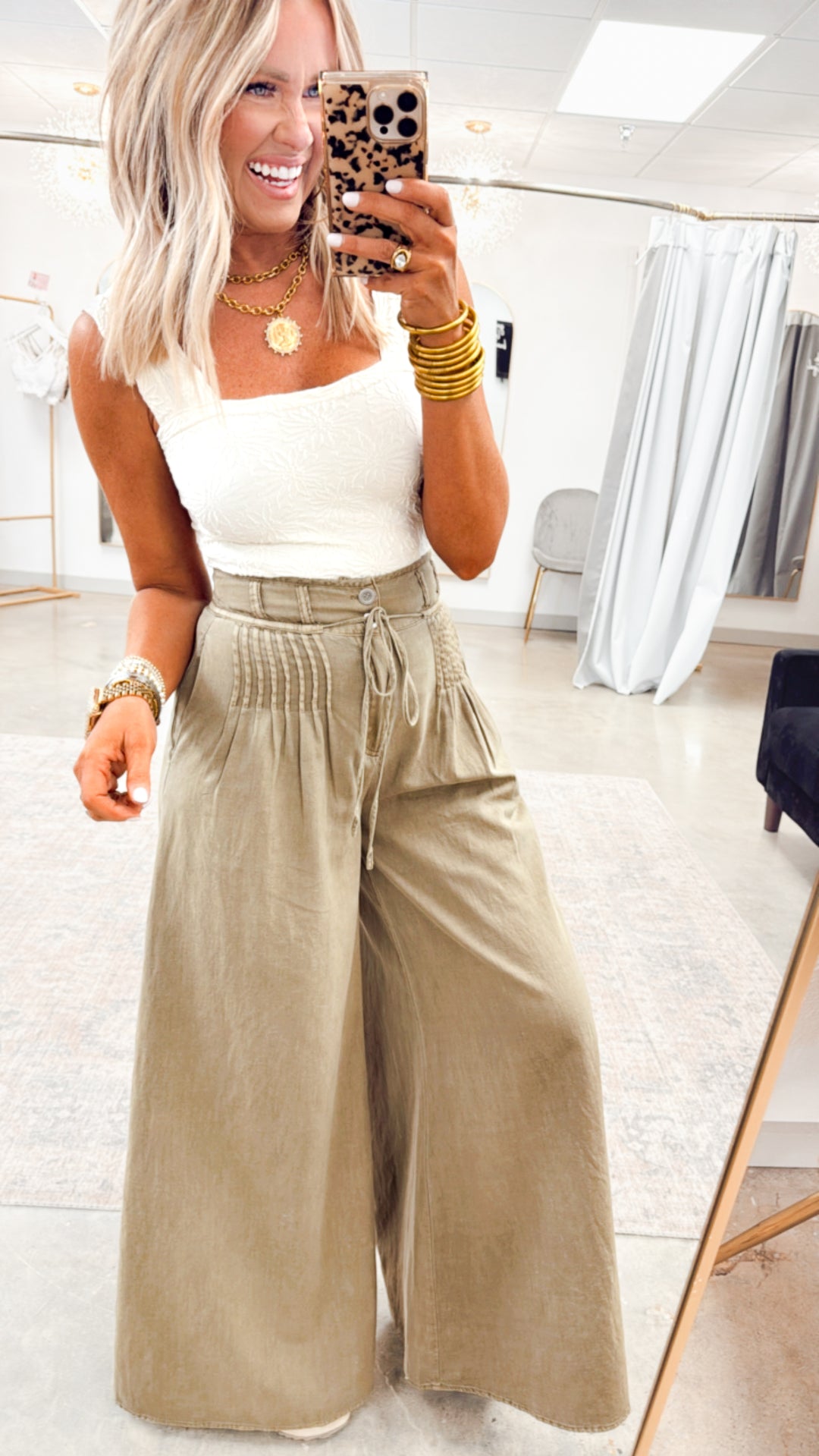 Pintuck Wide Leg Pants-Olive