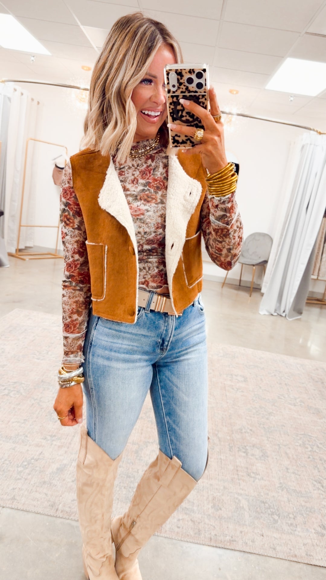 Dreamy Plush Vest-Caramel