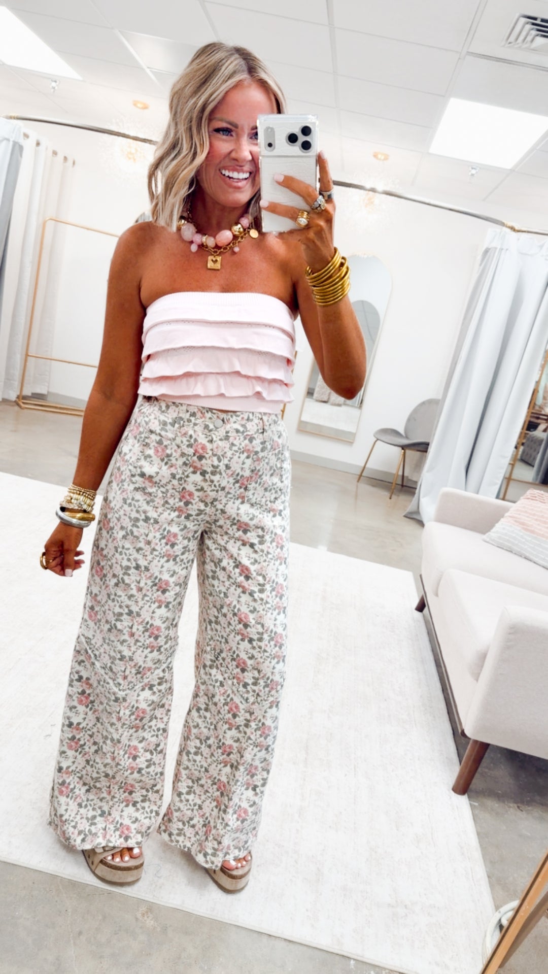The Presley Stud Wide Leg Pants- Floral