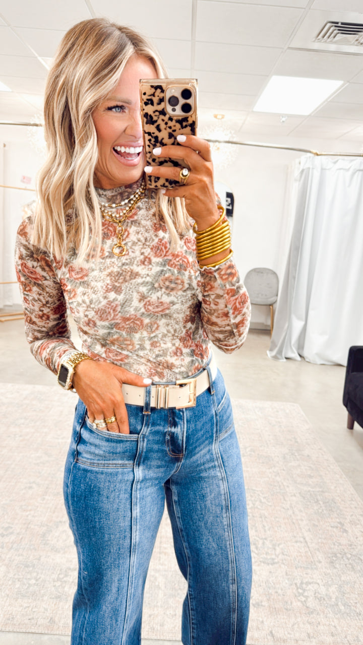 Scarlett Mid Rise Wide Leg Jeans