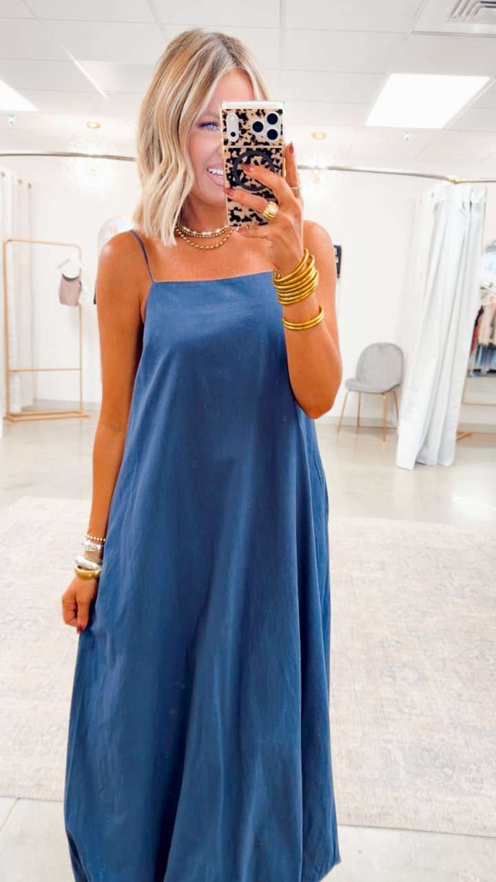 The Kaia Bubble Hem Midi Dress-Navy