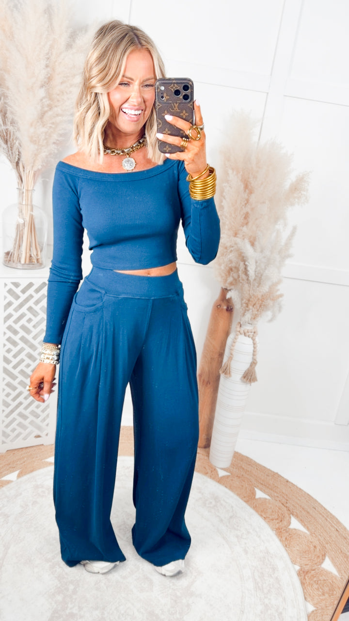 The Nova Ease Set-Navy