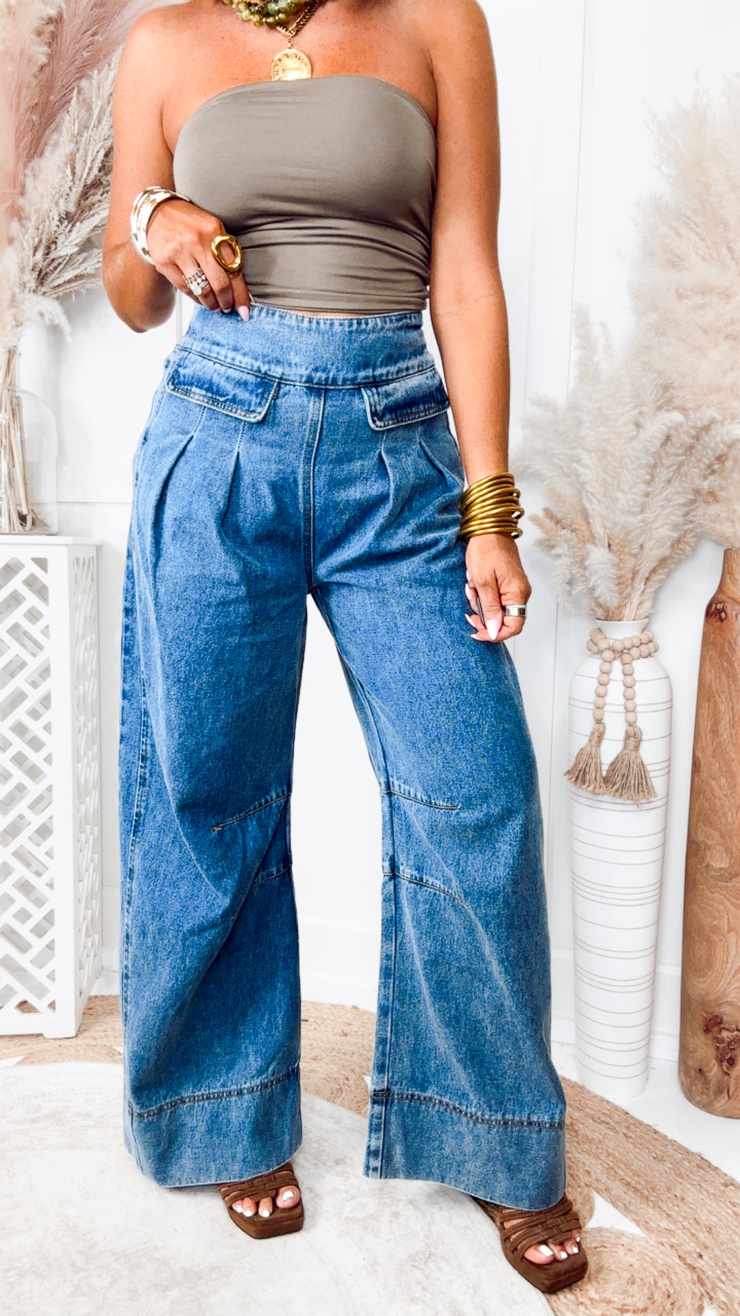 The Hampton Pleated Jean