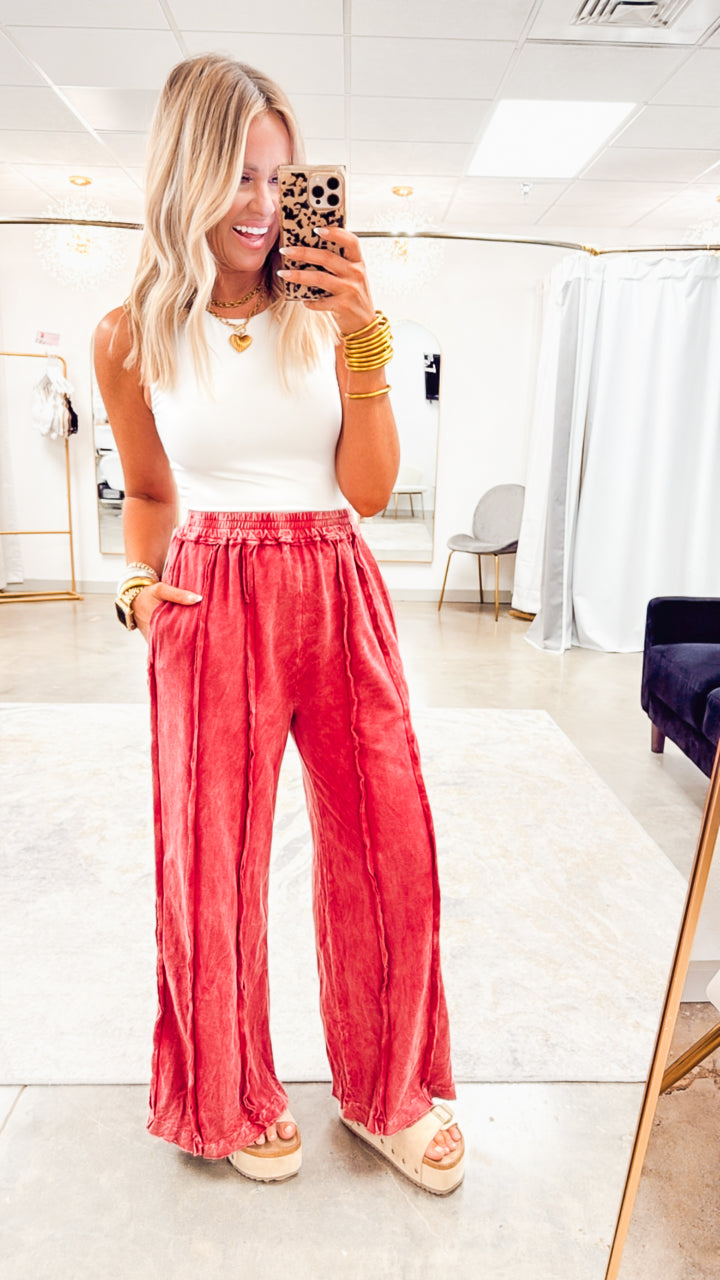 Slate Ridge Pant-Burgundy
