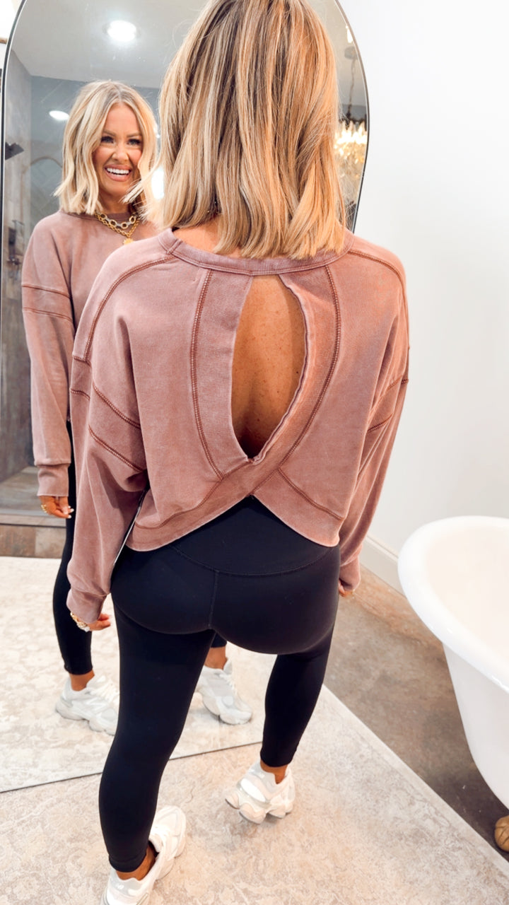 Mineral Wash Peekaboo Back Sweatshirt-Chocolate
