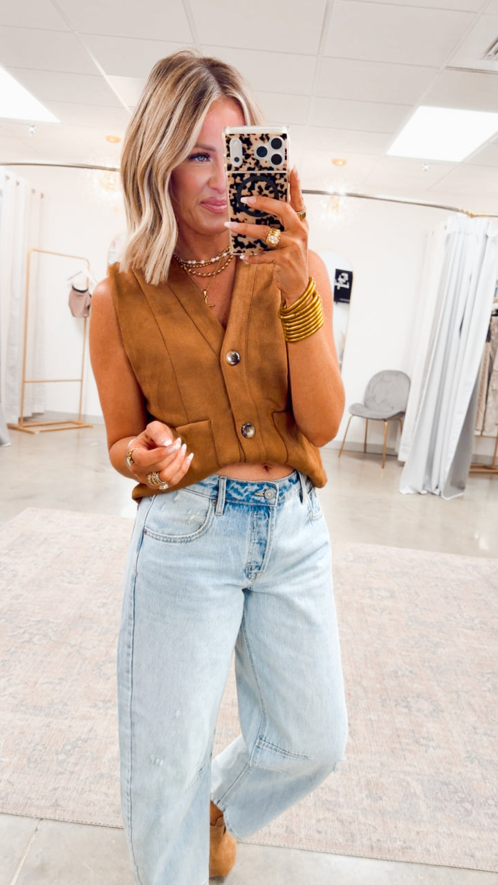 The Adley Suede Vest-Camel