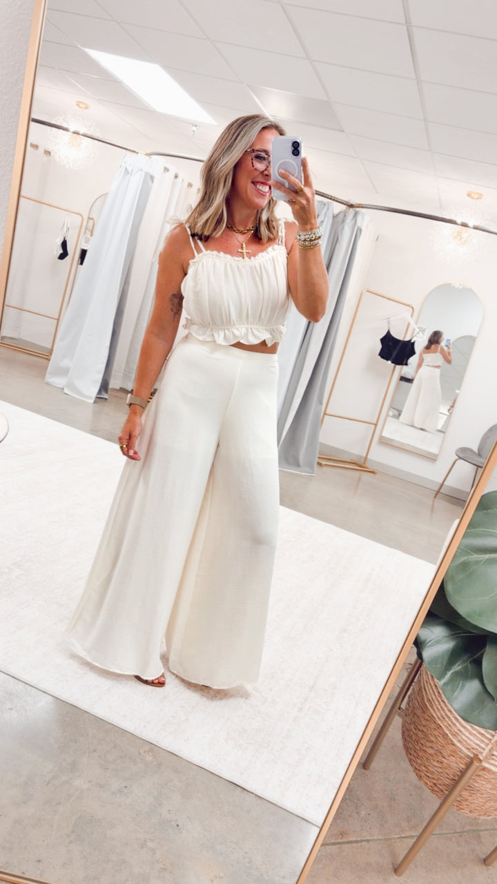 The Sandy Shores Set-Off White