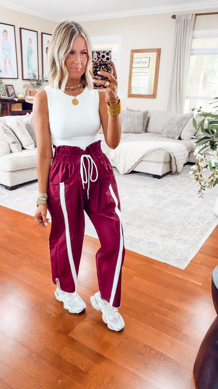 The Easy Pace Windbreaker Pants-Burgundy/White