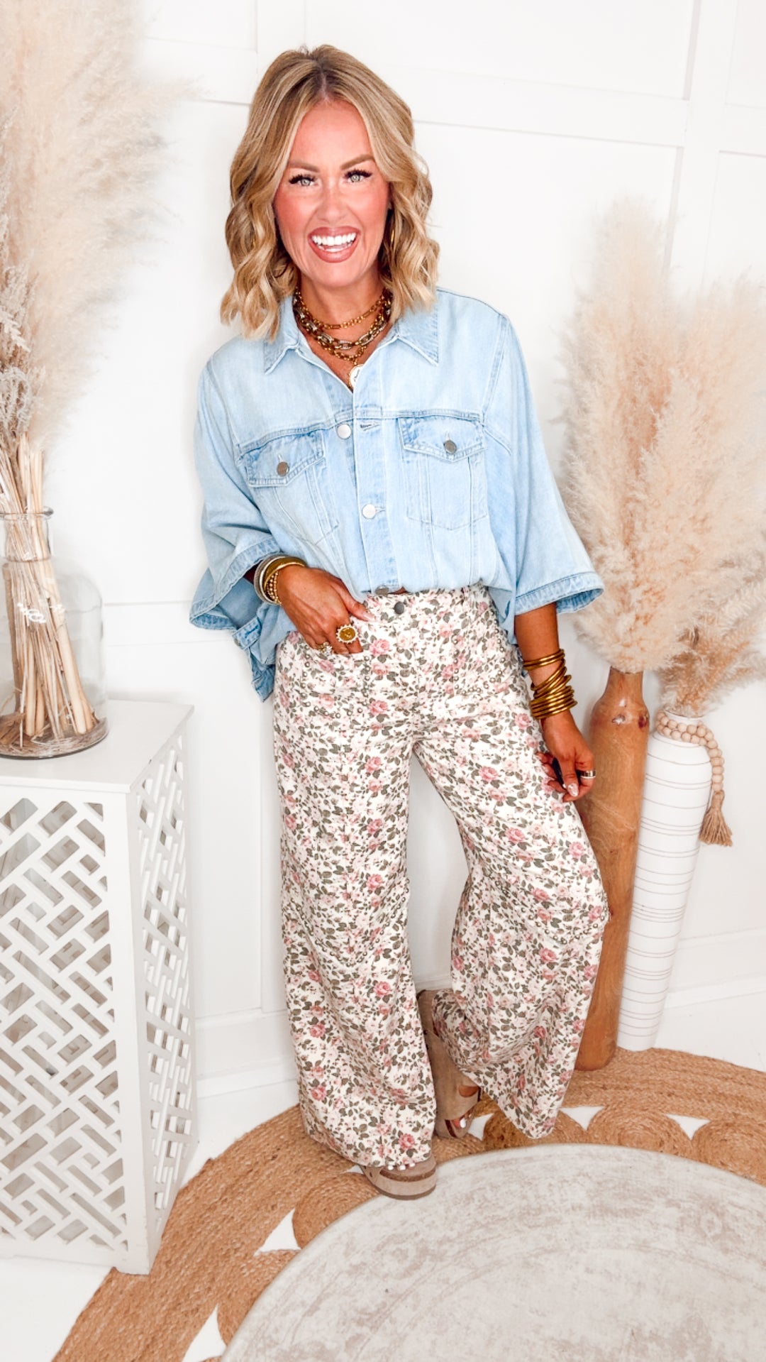 The Presley Stud Wide Leg Pants- Floral