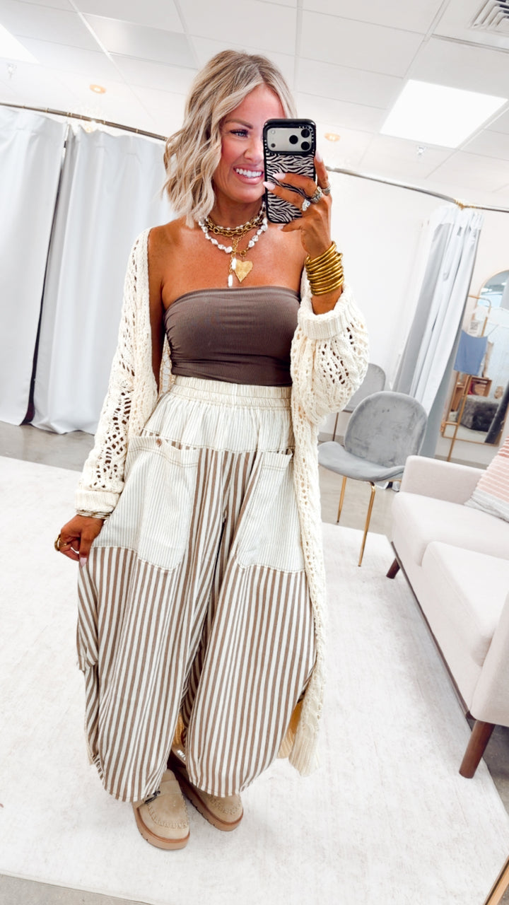 The Sable Balloon Pants-Mocha Mousse