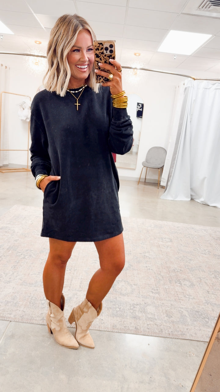 Mila Sweatshirt Dress-Black